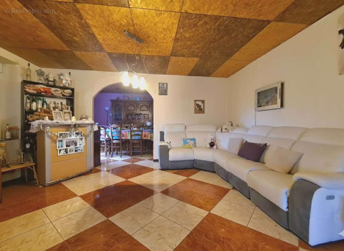 Maison à VAL-DE-MEUSE