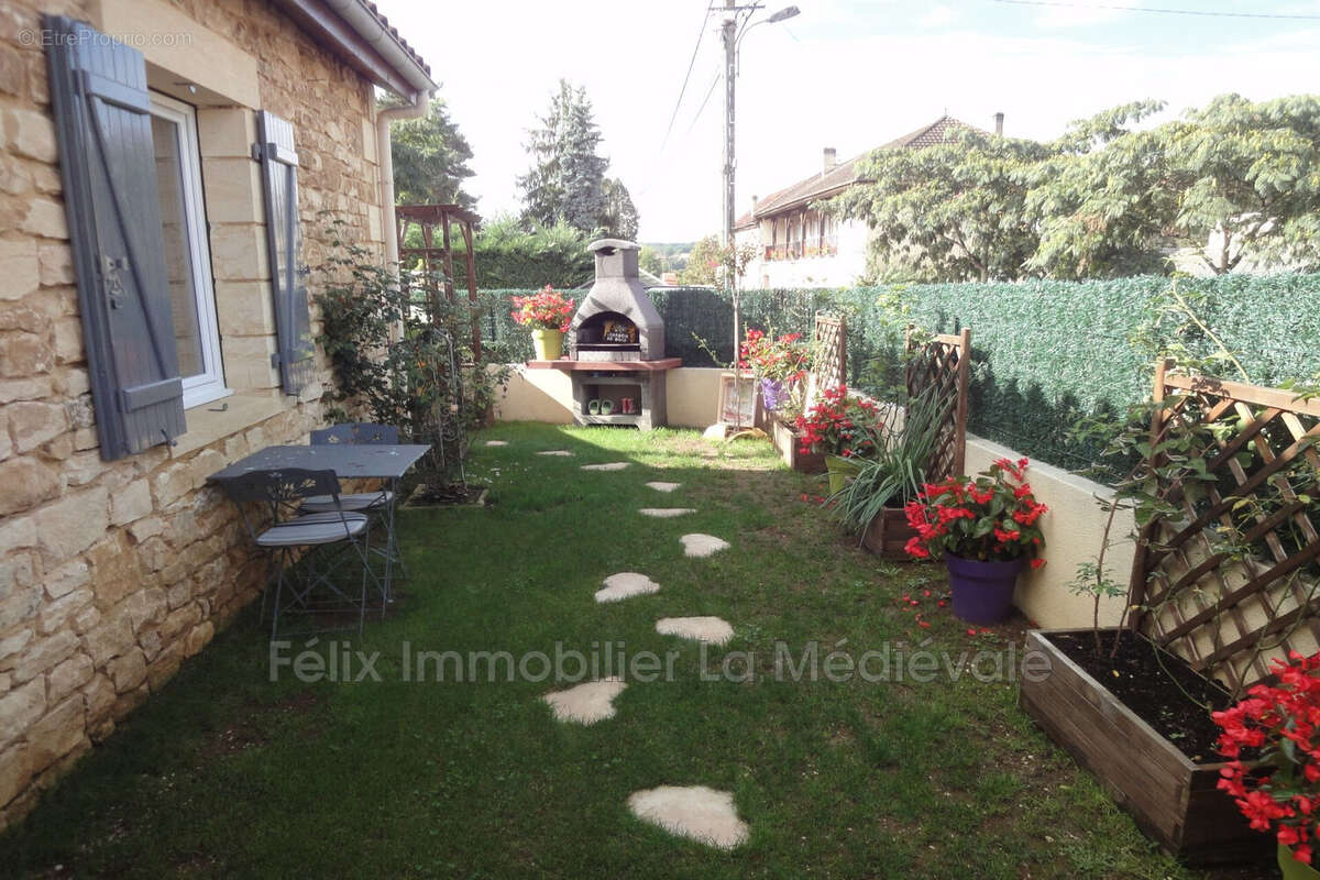 Maison à SARLAT-LA-CANEDA