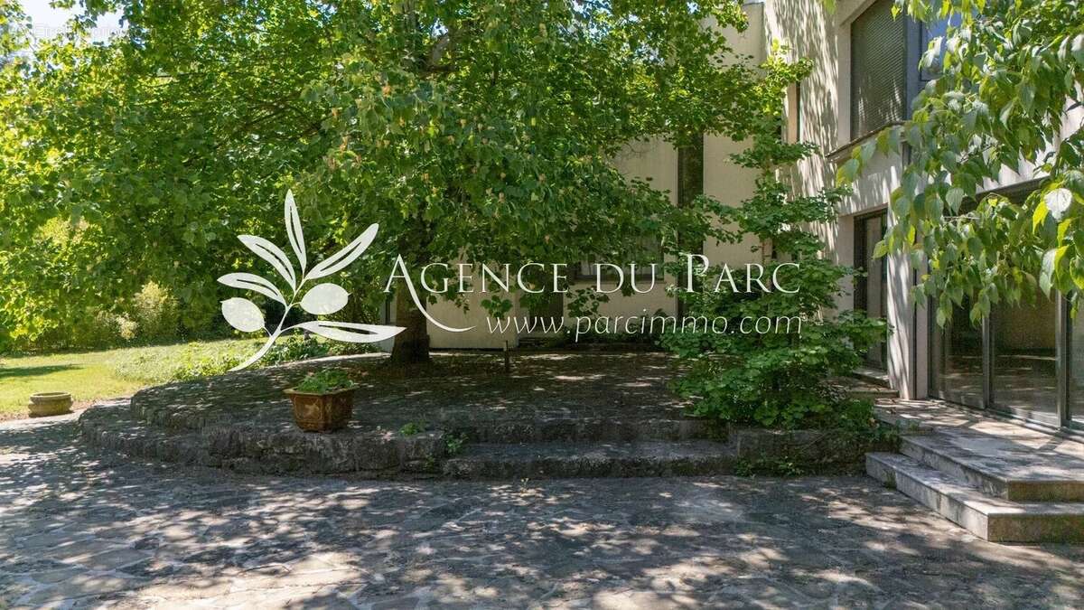 Appartement à OPIO