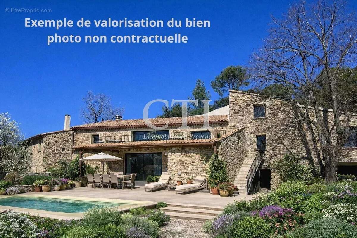 Maison à VAISON-LA-ROMAINE