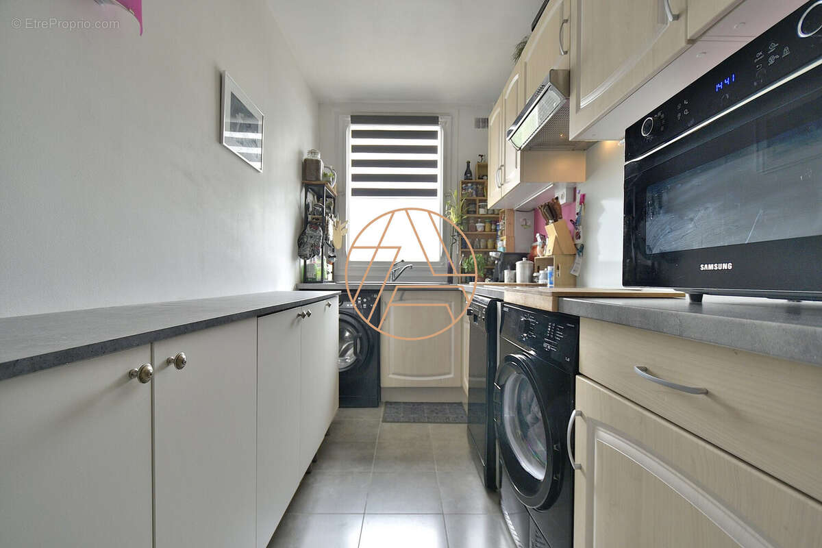 Appartement à SAINT-MAUR-DES-FOSSES