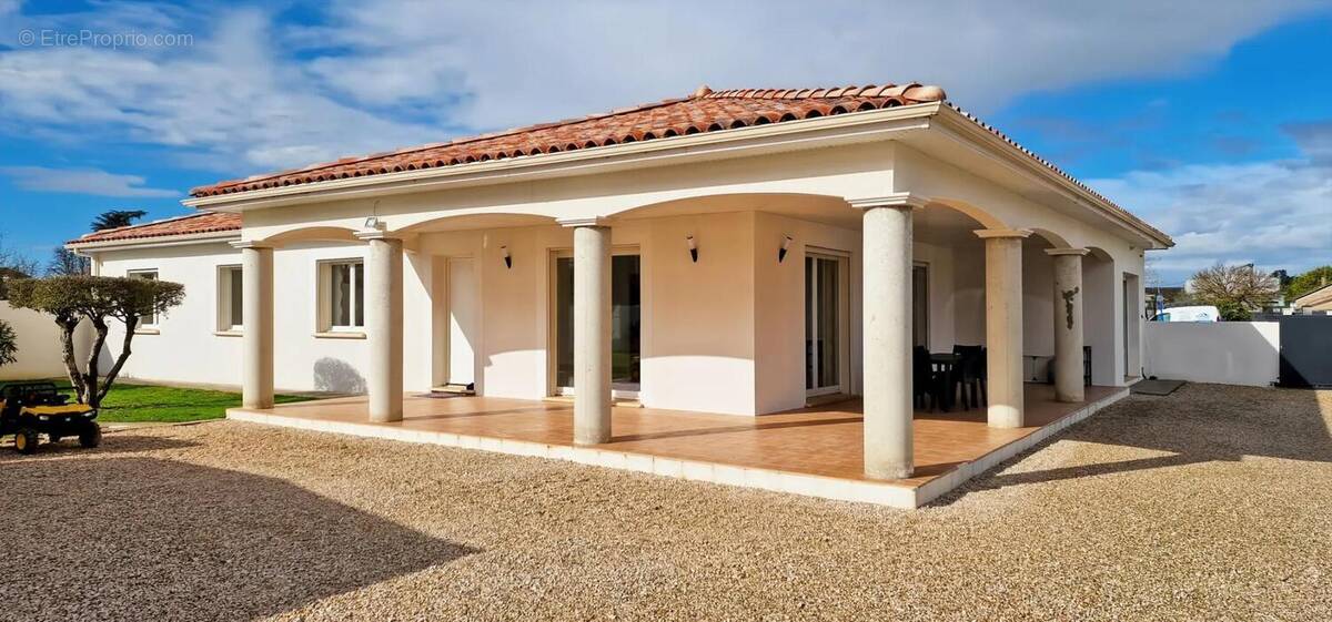Maison à CASTELSARRASIN