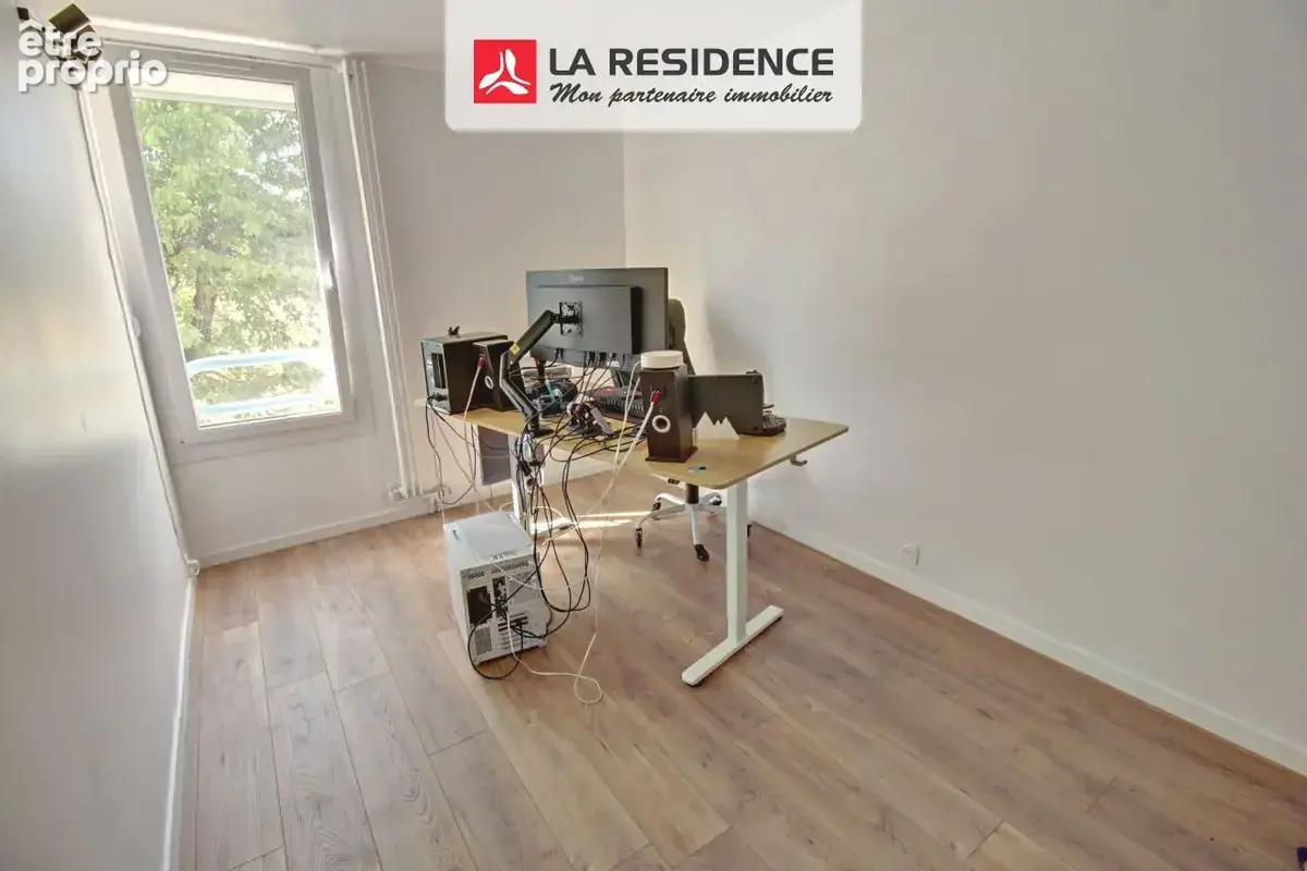 Appartement 83 m² à Eragny  - photo 6