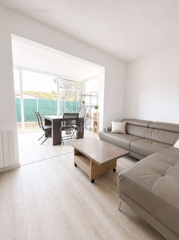 Appartement à MOUGINS
