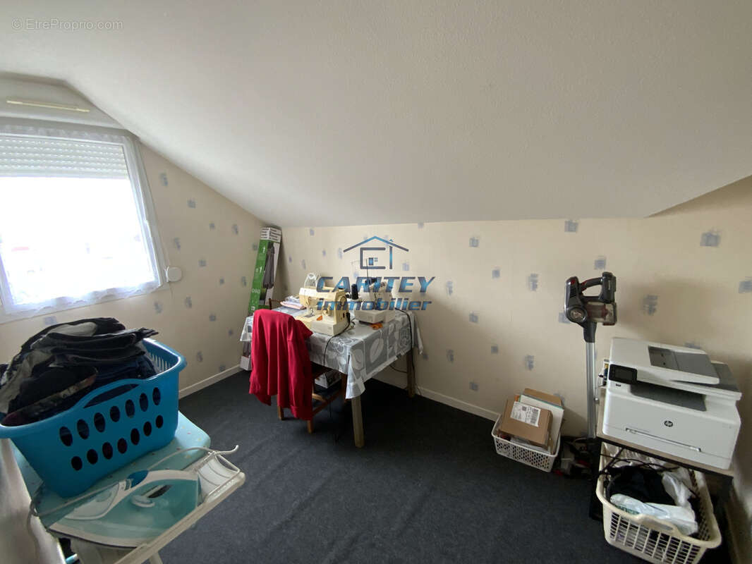 Appartement à ROYE