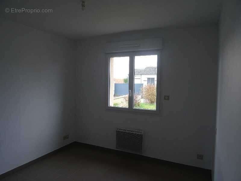 Maison à SAINT-JUNIEN