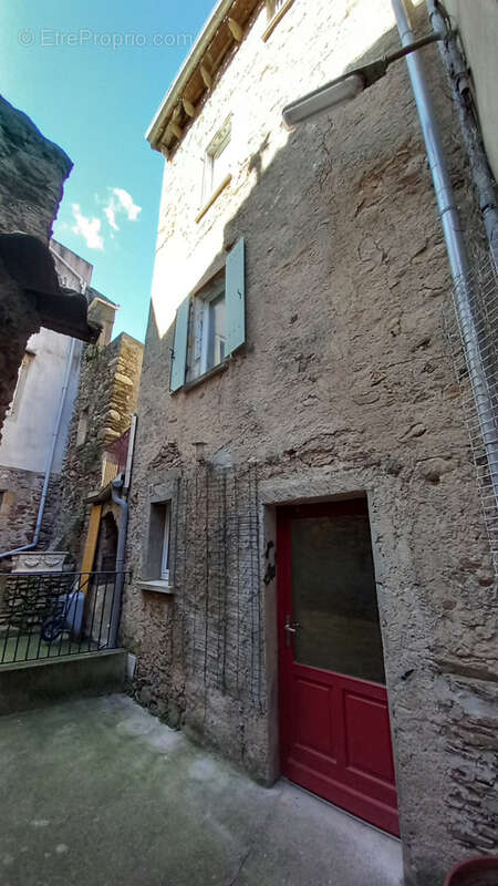 Maison à SAINT-GERVAIS-SUR-MARE