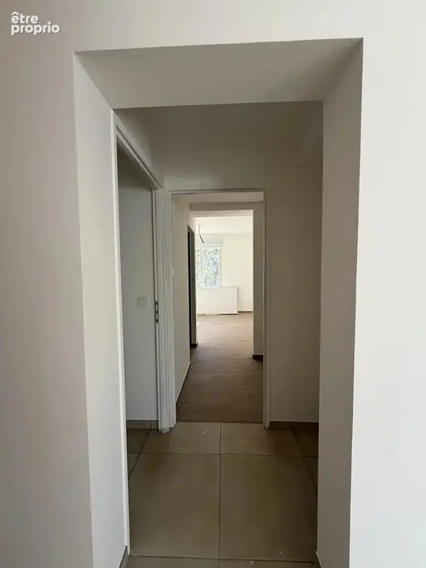Ravissante maison étage avec jardin, balcon et terrasse tropézienne - photo 6