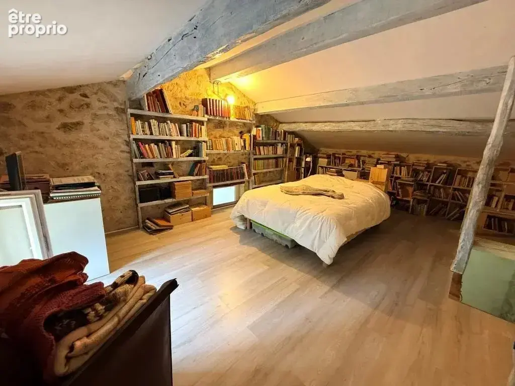 St christoly maison pierre sur 5700 m2 - photo 2