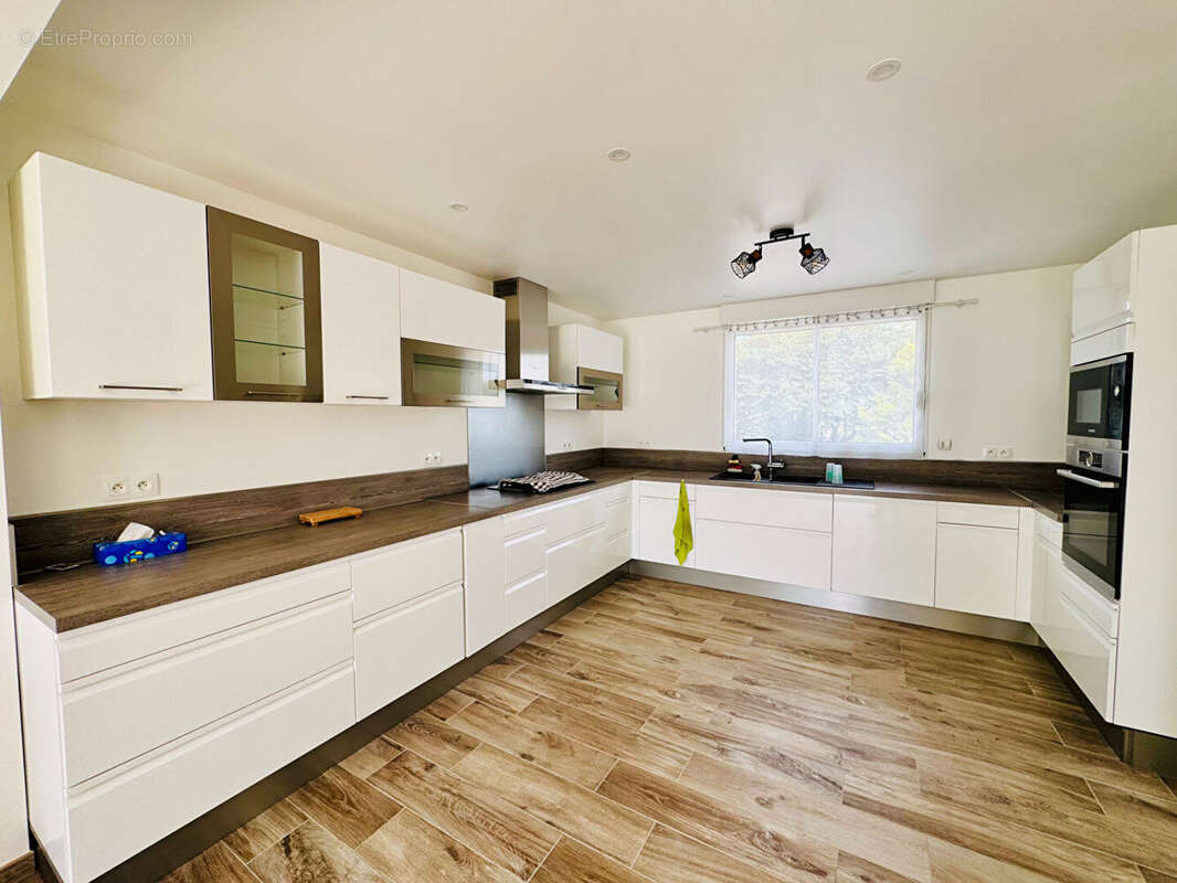 Maison à ATHIS-MONS