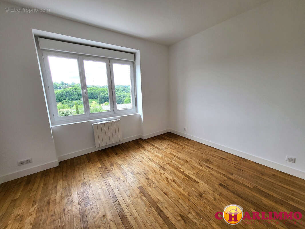 Appartement à SAINT-JUNIEN