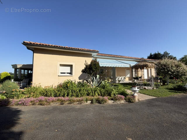 Maison à SAINT-AULAYE