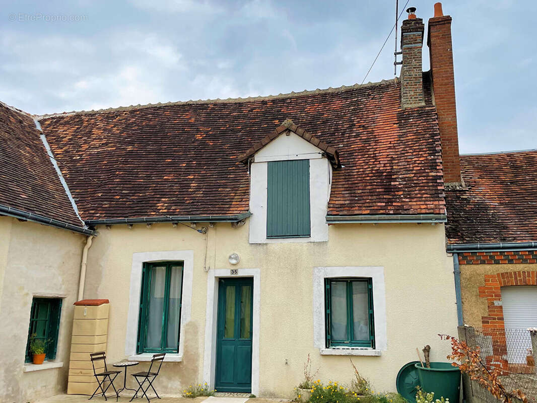 Maison à LA VILLE-AUX-CLERCS