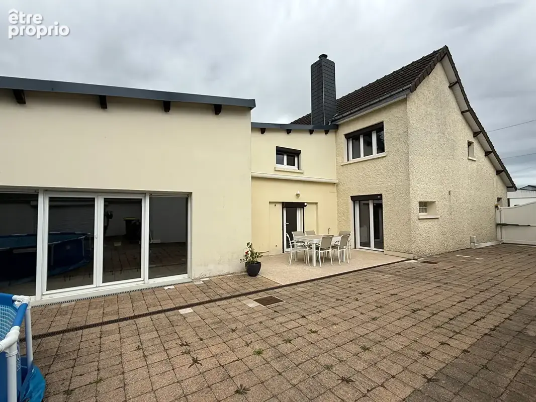 Maison à WADELINCOURT