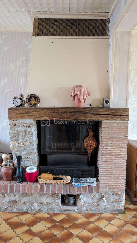 Maison à SAINT-GERMAIN-SOUS-DOUE