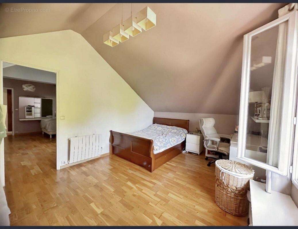 Maison à VILLETANEUSE