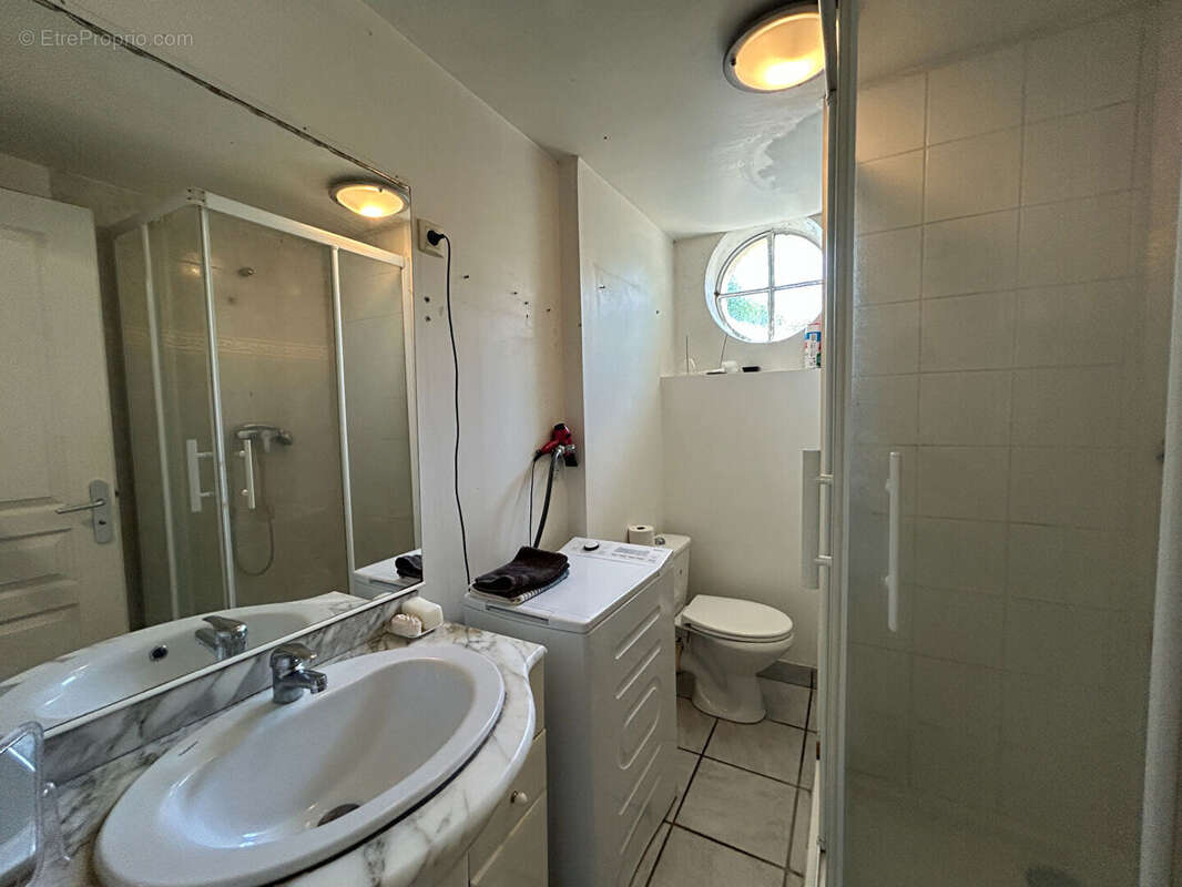 Appartement à GUILHERAND-GRANGES