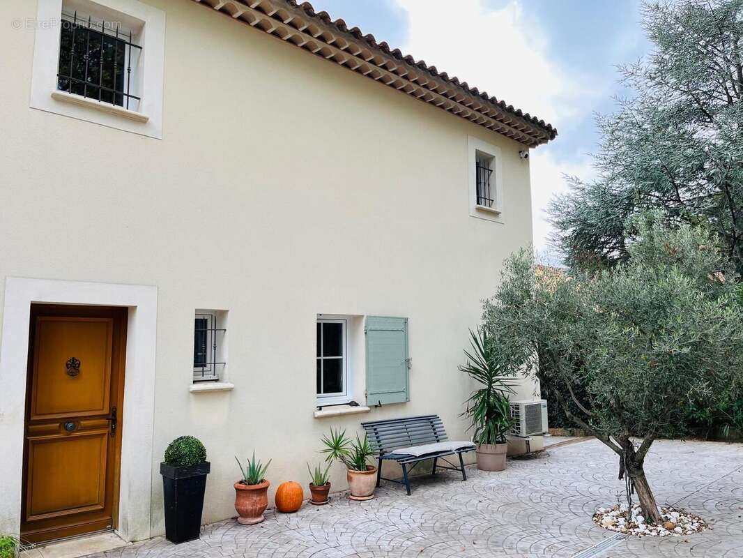 Photo 3 - Maison à ROCHEFORT-DU-GARD