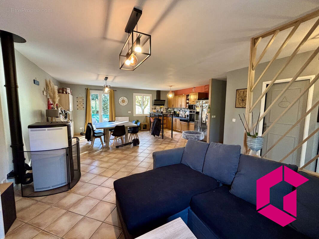 Maison à SAINT-ALBAN-D&#039;AY