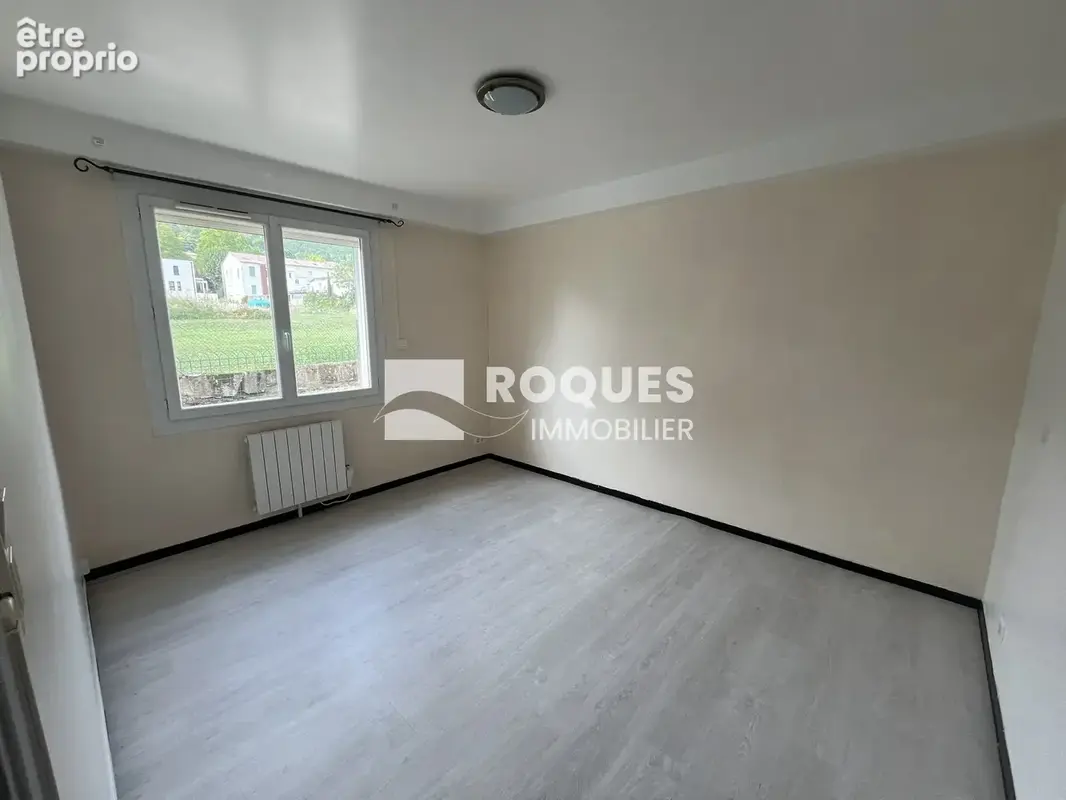 A Vendre, maison composée de trois appartements avec terrain, Lamalou les bains - photo 18