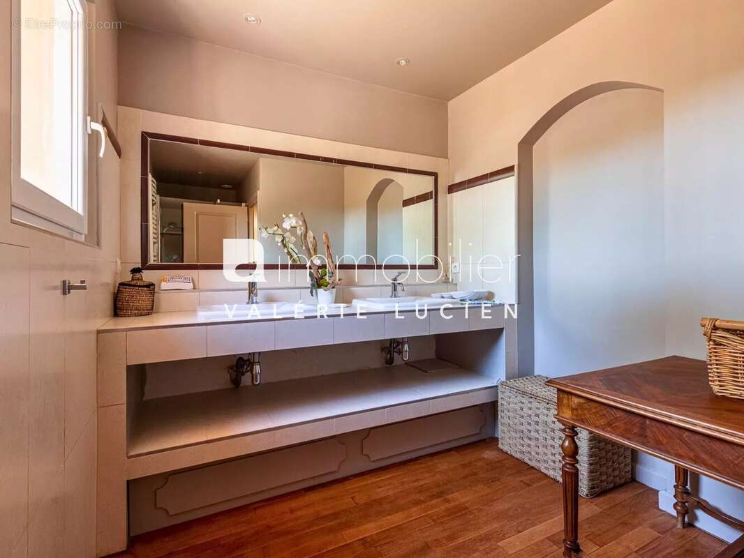 Maison à SAINT-RAPHAEL