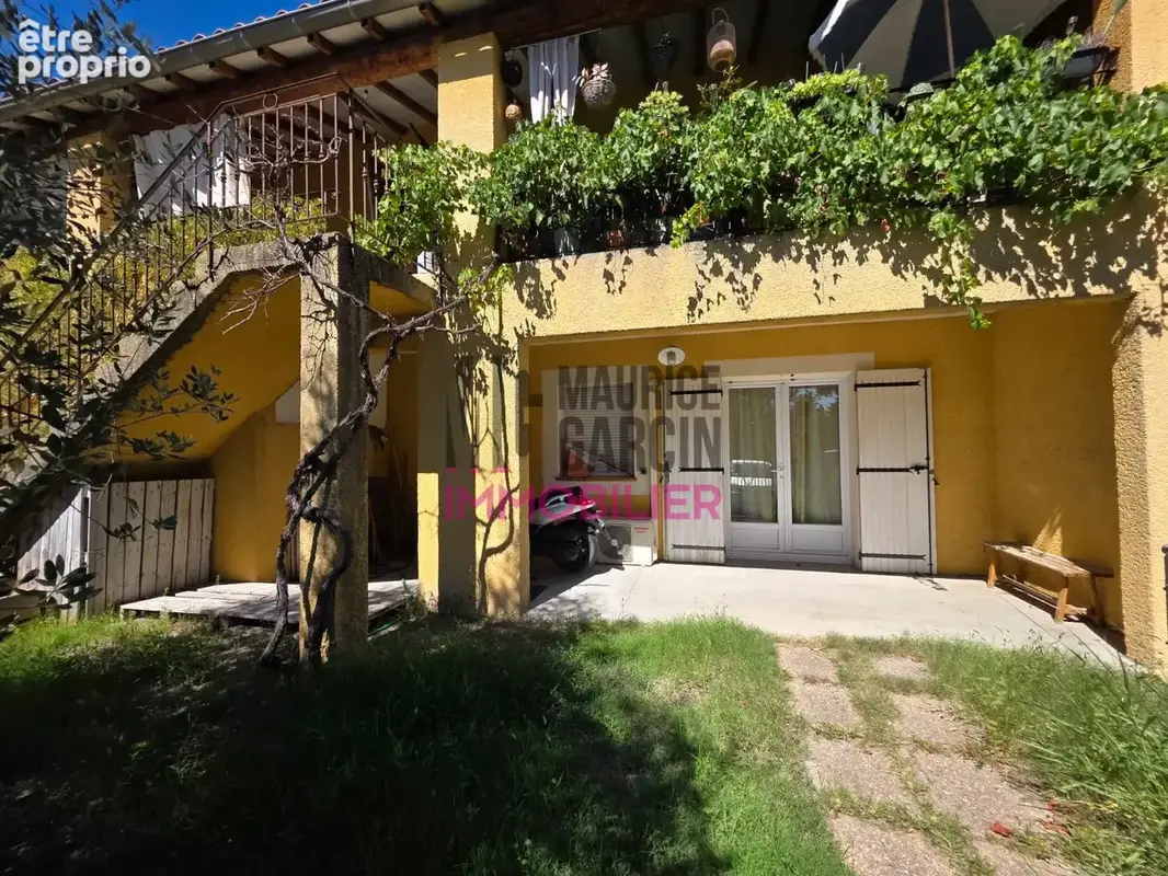 Photo Appartement à Velleron au prix de 250 275€