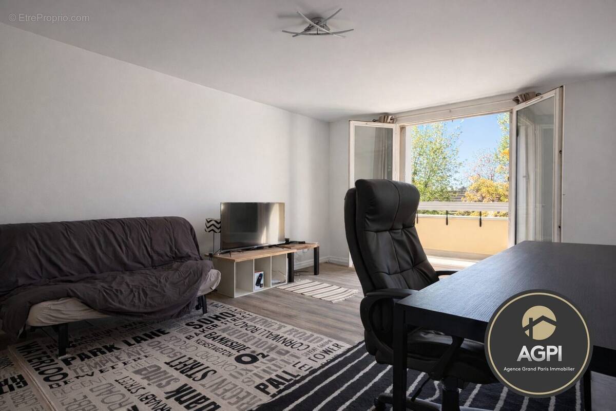 Appartement à GIF-SUR-YVETTE