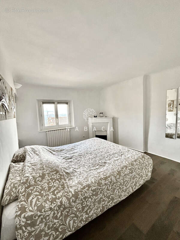 Appartement à GRASSE