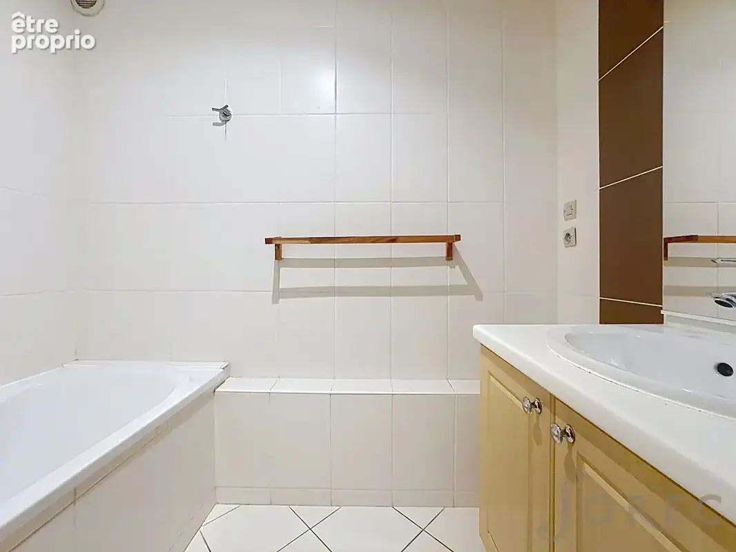 F4 de 84 m² avec 2 Balcons, Parking à Montigny-lès-Metz - photo 7