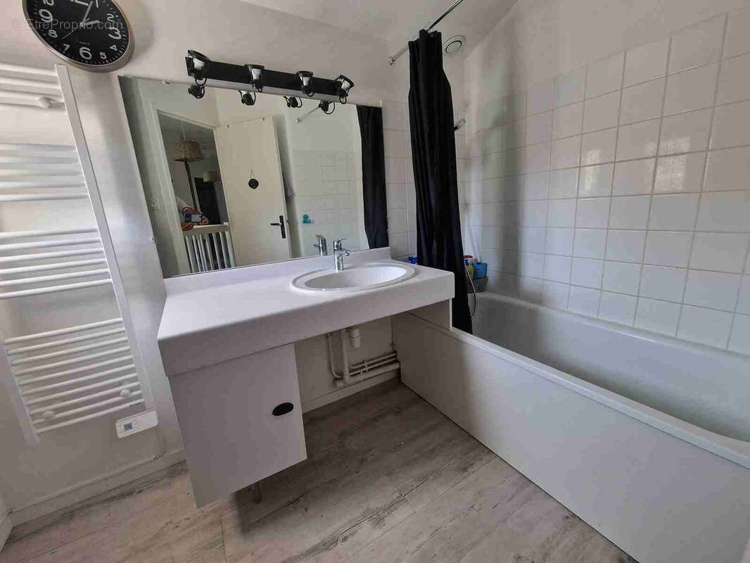 Maison de 124m2 avec 4 chambres, 2 salles d'eau et 2 WC - photo 6