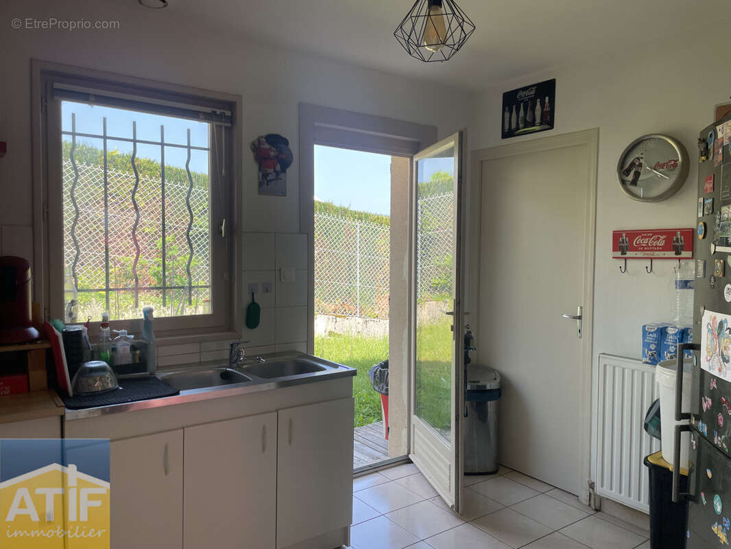 Maison à NOIRETABLE