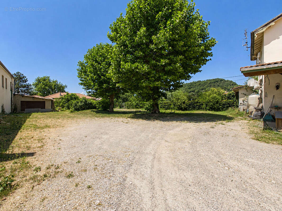 Maison à BEAUREGARD-BARET