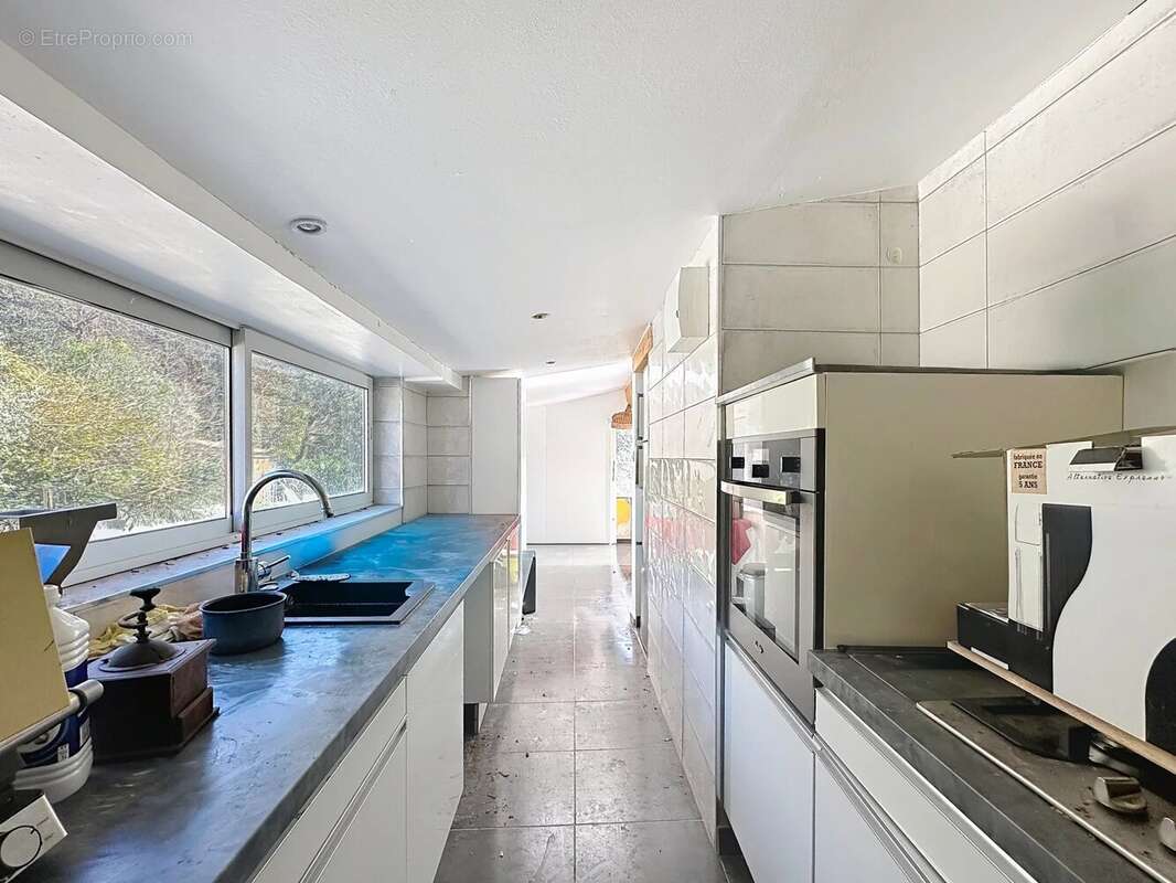 Maison à NANS-LES-PINS