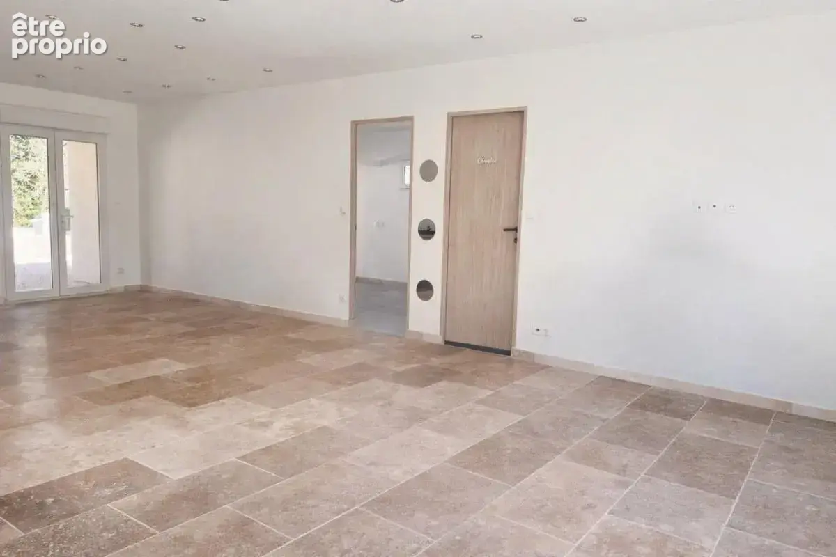 Maison 5 pièces 102 m² à vendre à Ciry-Le-Noble (71420) - photo 2