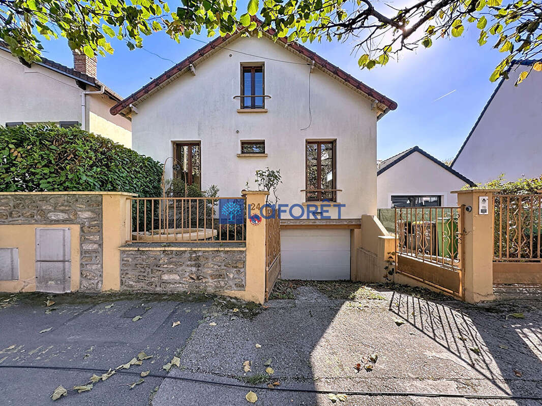 Maison à SAVIGNY-SUR-ORGE