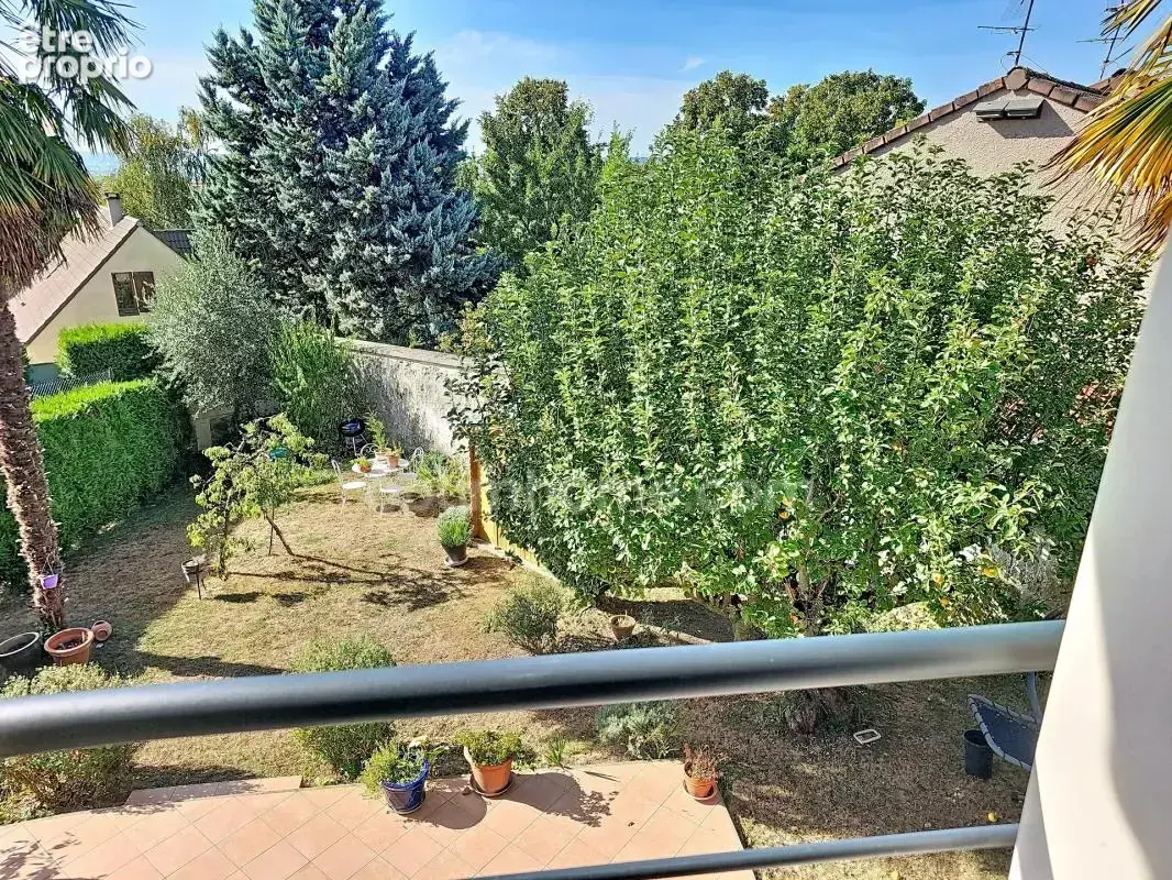 Maison 6 pièces avec garage et jardin à vendre à CHANTELOUP LES VIGNES (78) - photo 8