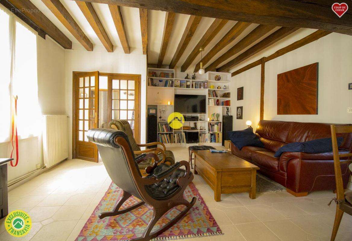 Maison à AUBIGNY-SUR-NERE