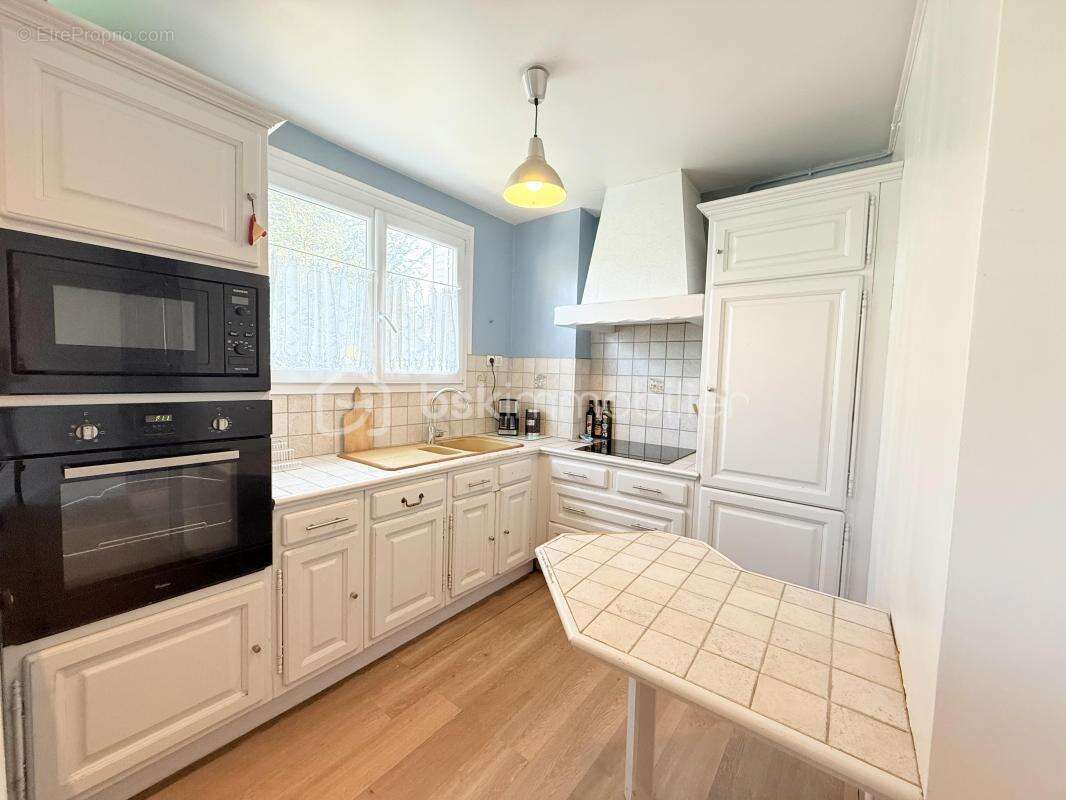 Appartement à NEUILLY-PLAISANCE