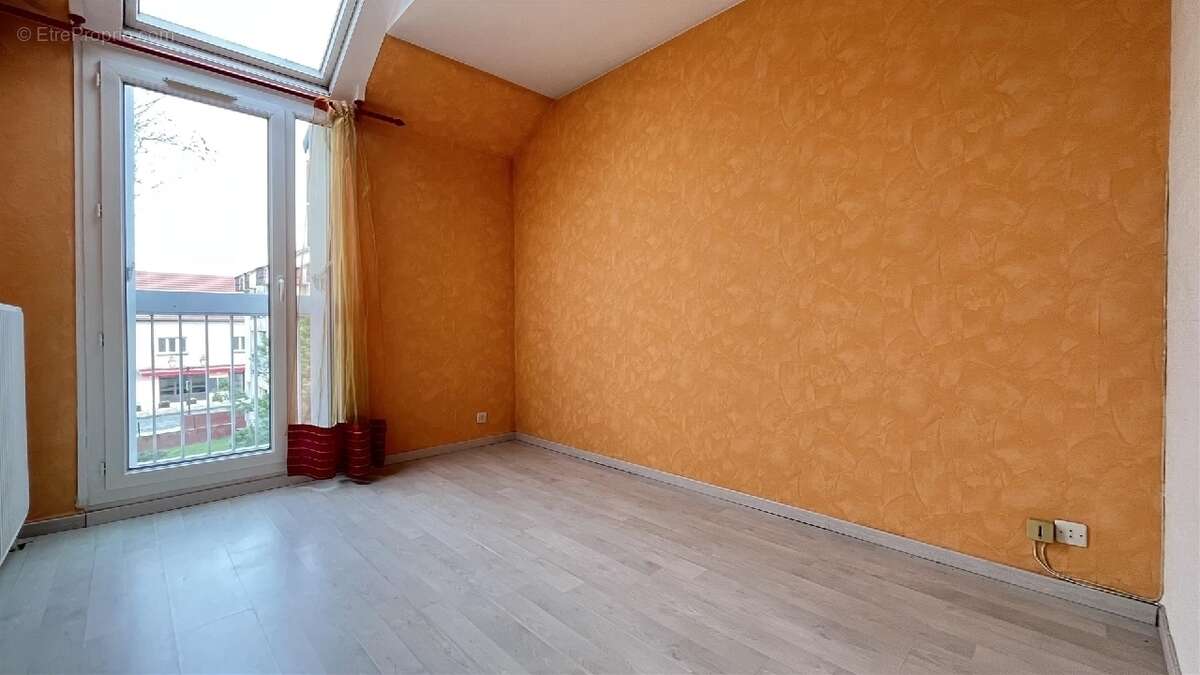 Appartement à ROISSY-EN-FRANCE