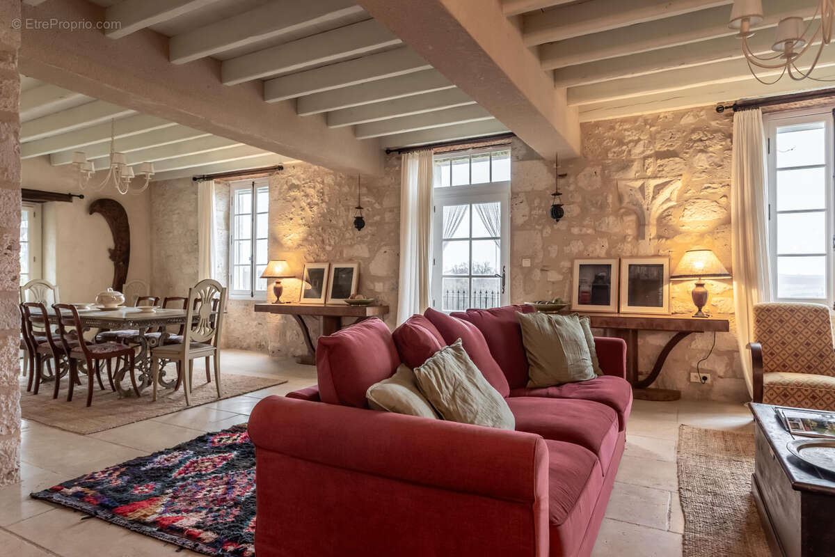 Maison à BEAUMONT-DE-LOMAGNE