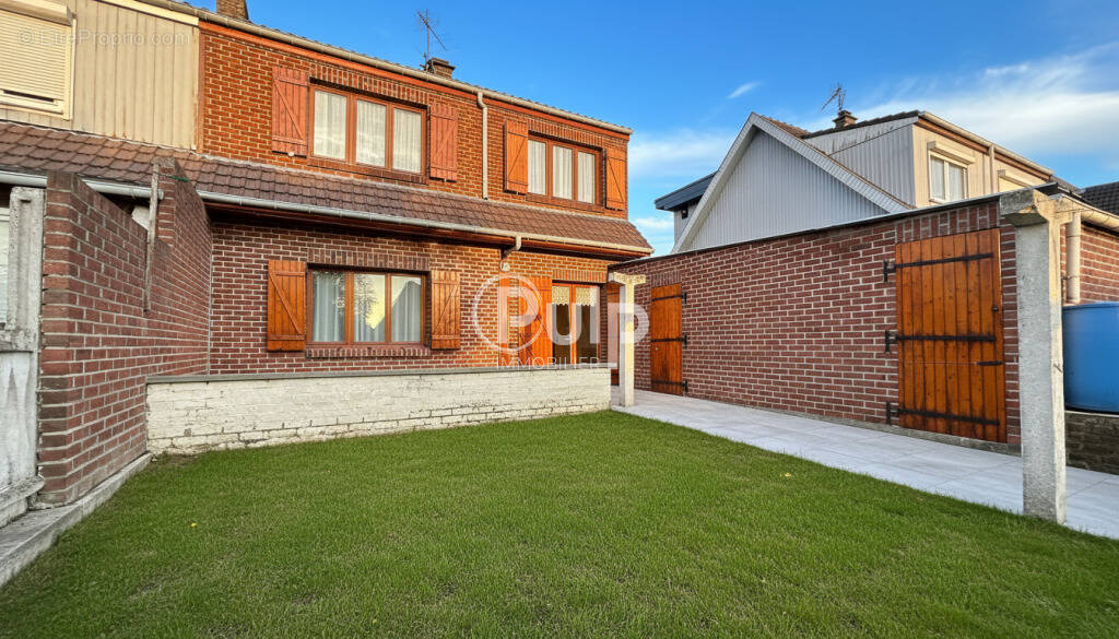 Maison à MONTIGNY-EN-GOHELLE