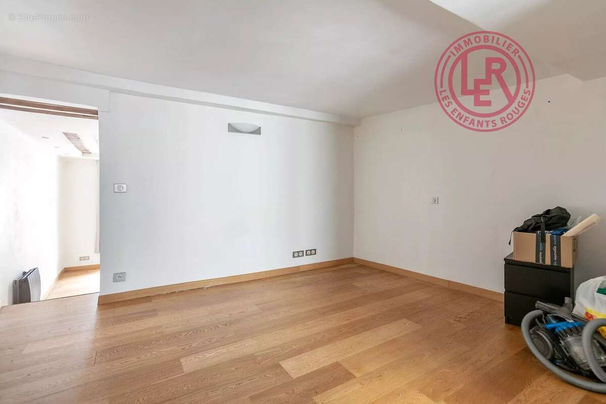 Appartement à PARIS-12E