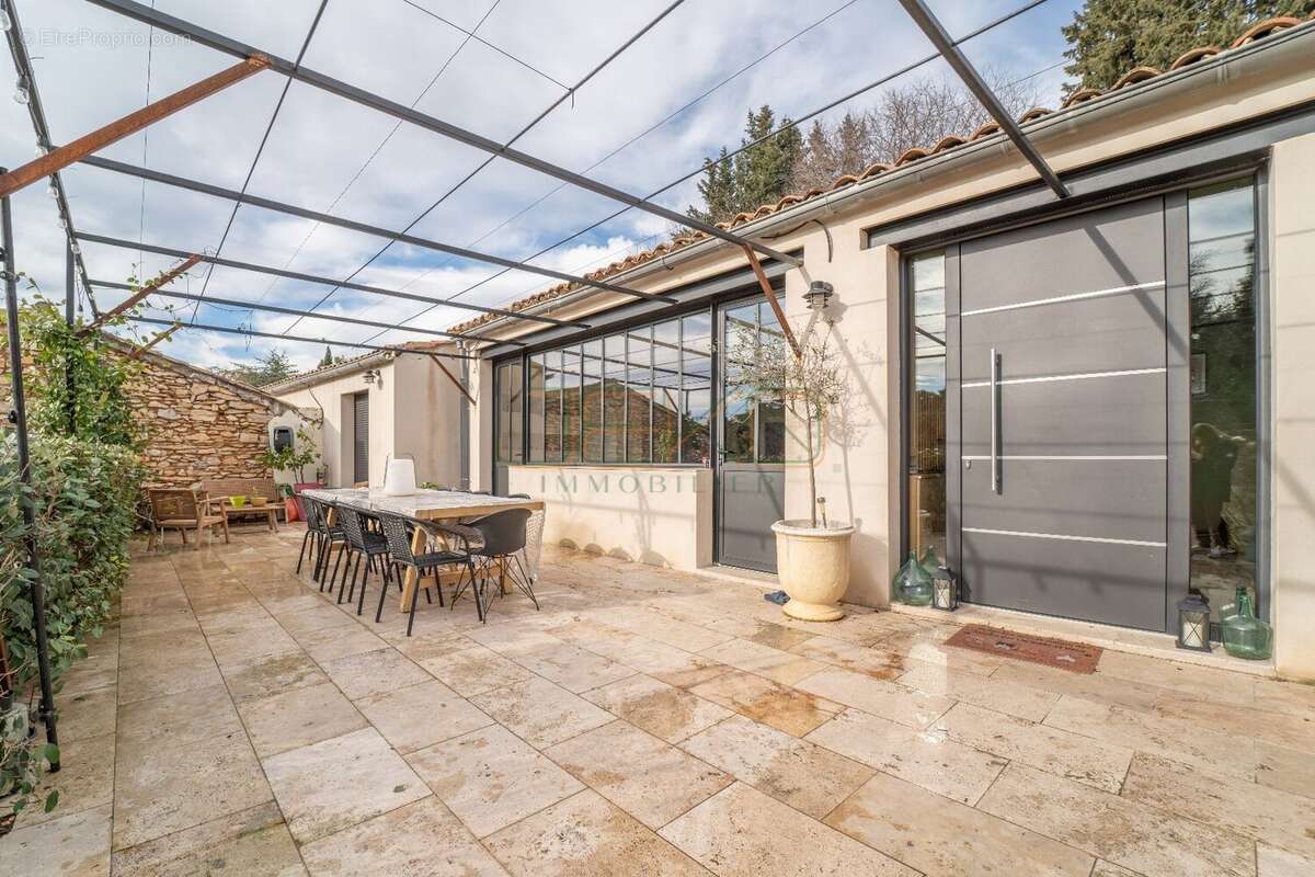 Maison à NIMES