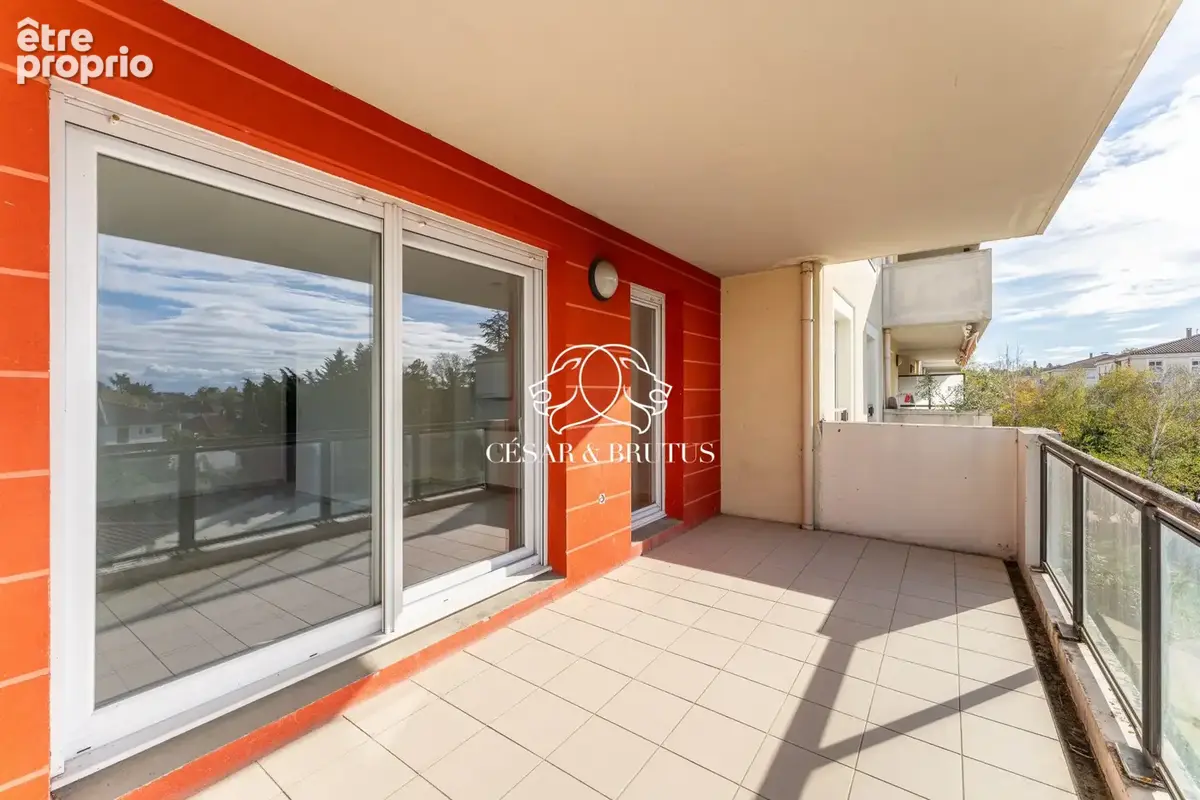 Appartement 3 pièces 64 m² à vendre à Meyzieu (69330) - photo 2