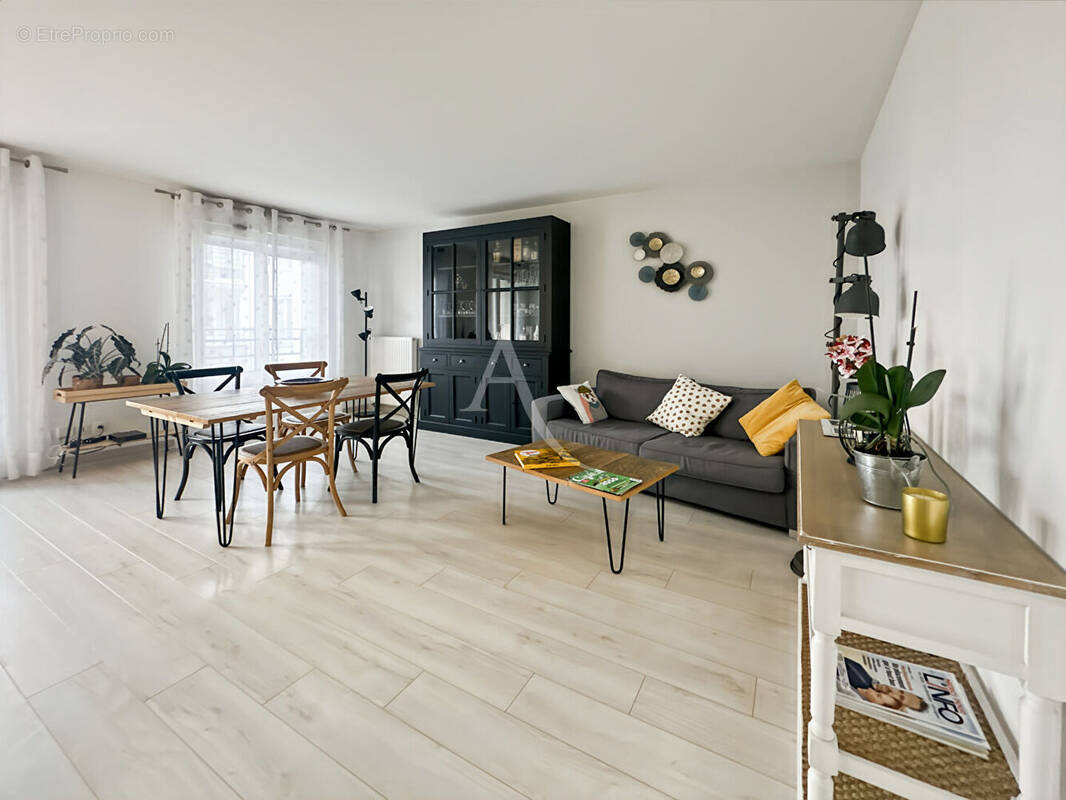 Appartement à MONTIGNY-LE-BRETONNEUX