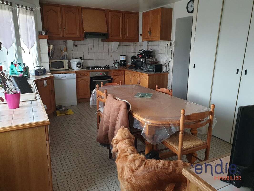 Propriété de campagne de 7 pièces (210 m²) en vente à COULEUVRE - photo 22