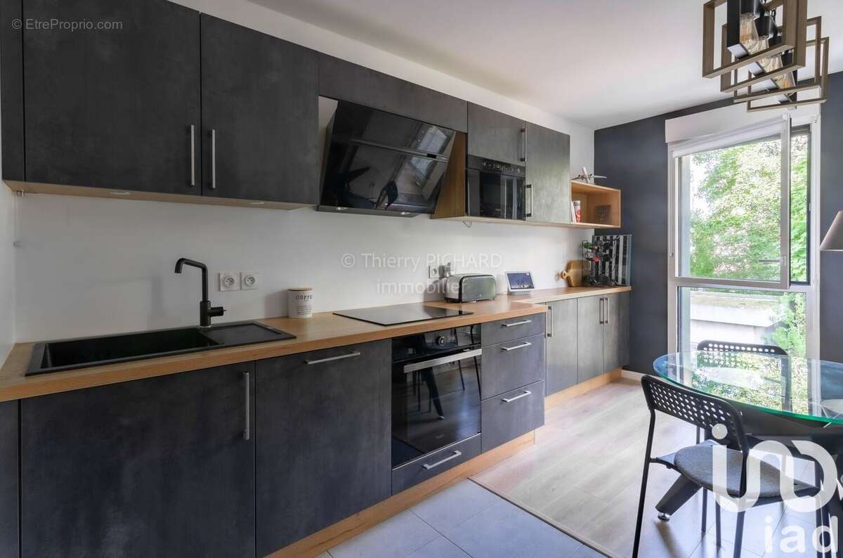 Photo 2 - Appartement à ROMAINVILLE