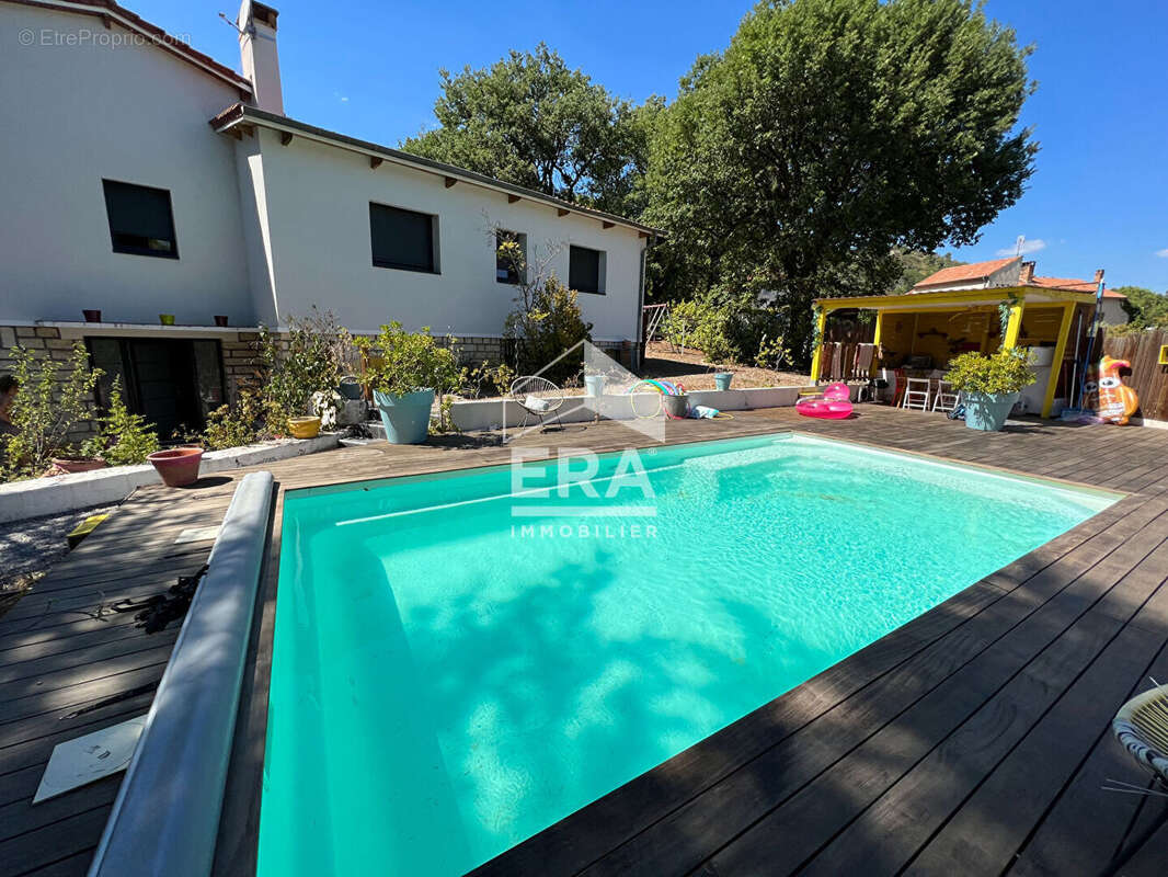 Maison à CHATEAU-ARNOUX-SAINT-AUBAN