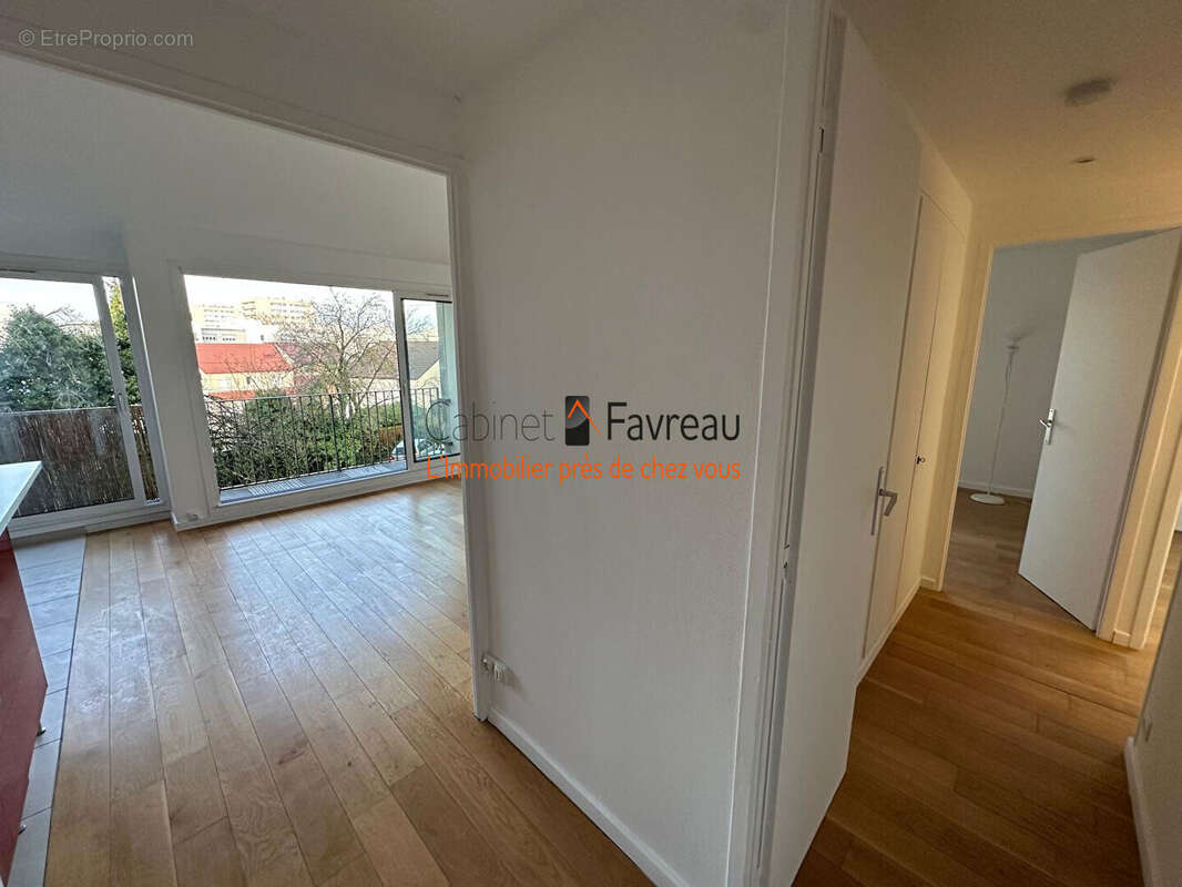 Appartement à L'HAY-LES-ROSES