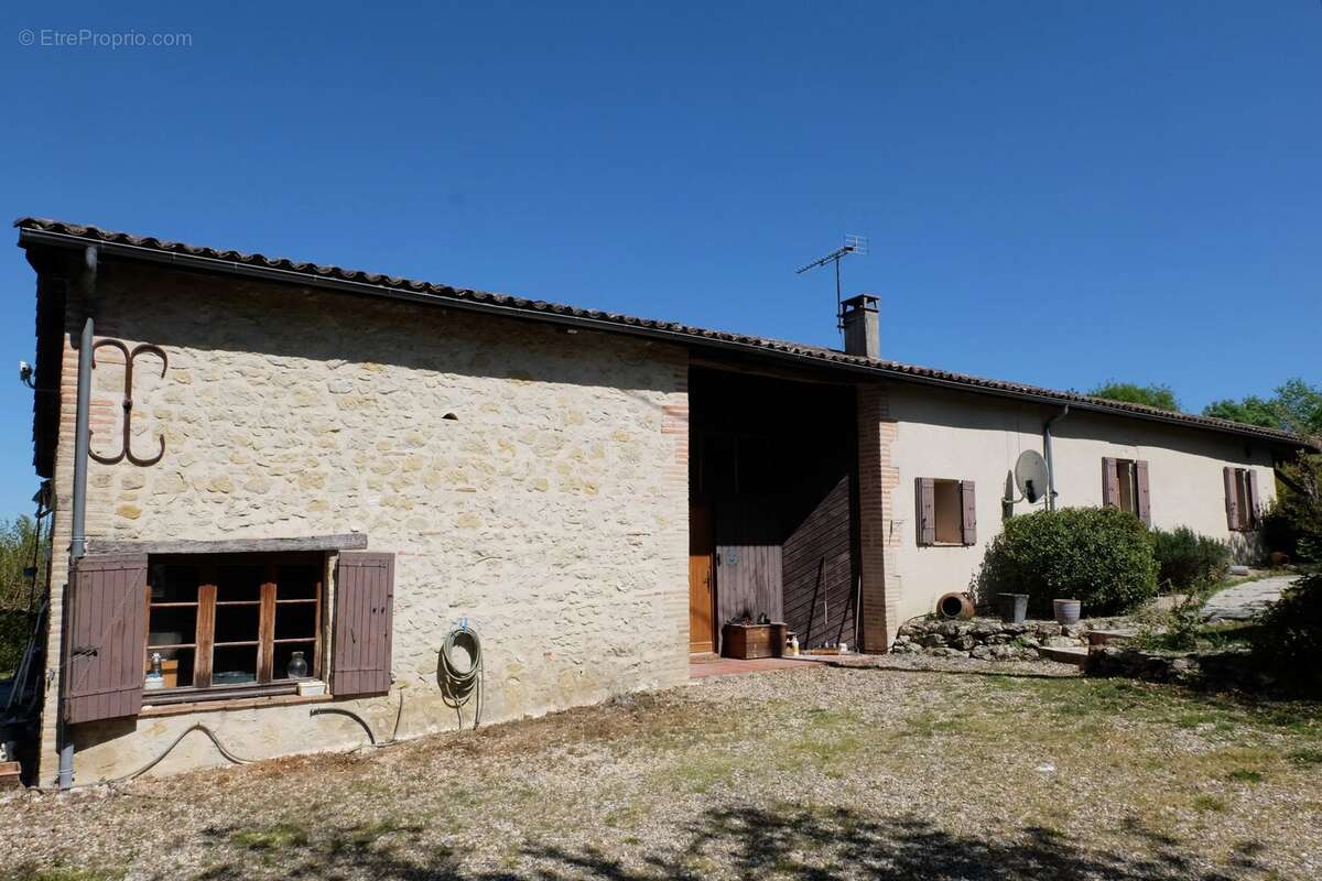 Maison à TOMBEBOEUF